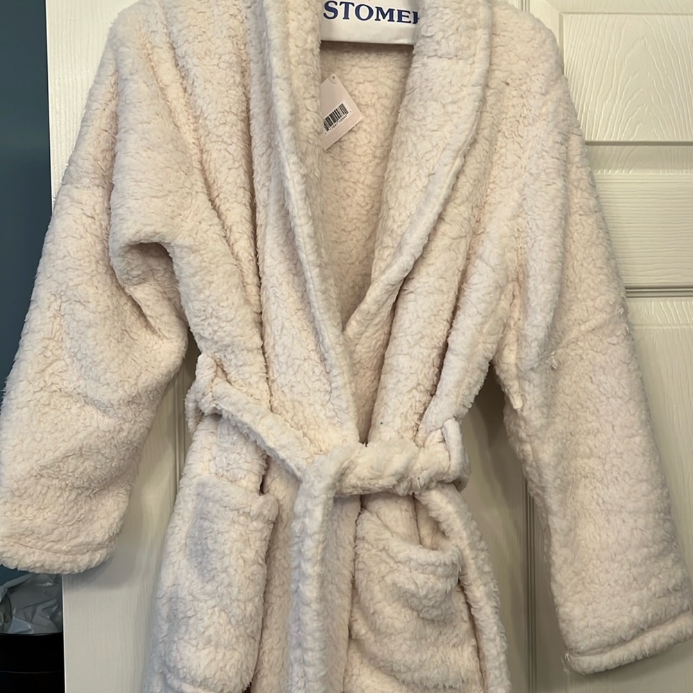 Robe- very soft - off white color